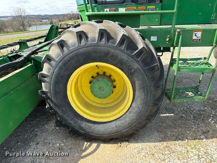 image for item DV1870 1998 John Deere 4890 swather / windrower