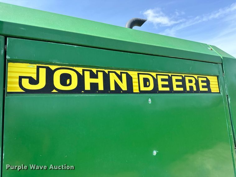 image for item DV1870 1998 John Deere 4890 swather / windrower