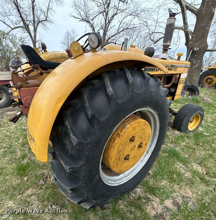 image for item DV1875 Minneapolis-Moline G705 tractor
