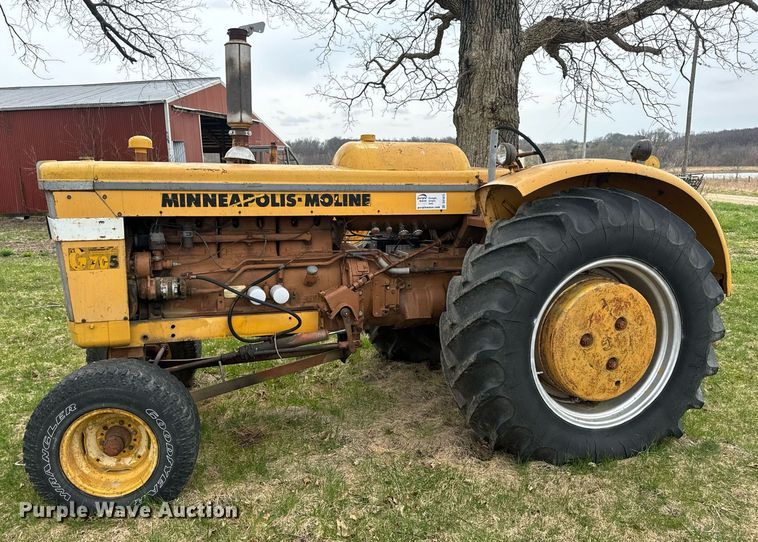 image for item DV1875 Minneapolis-Moline G705 tractor