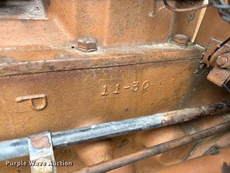 image for item DV1875 Minneapolis-Moline G705 tractor