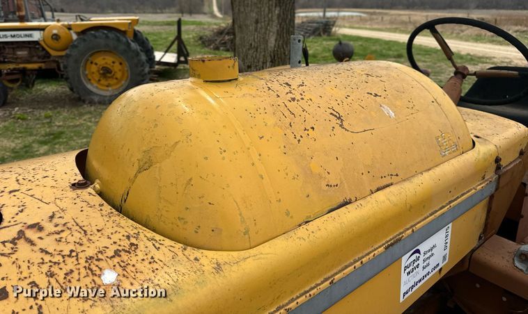 image for item DV1875 Minneapolis-Moline G705 tractor