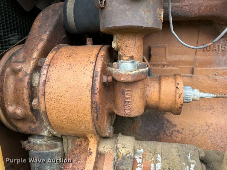 image for item DV1875 Minneapolis-Moline G705 tractor