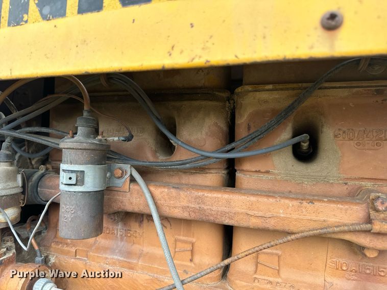 image for item DV1875 Minneapolis-Moline G705 tractor