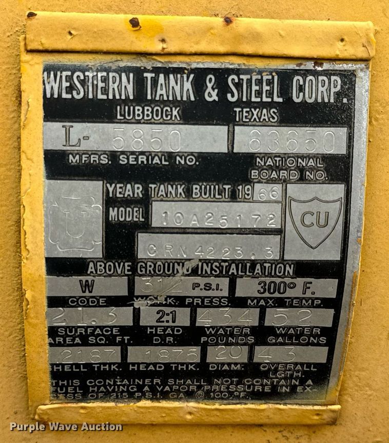 image for item DV1876 Minneapolis-Moline G-1000 Vista tractor