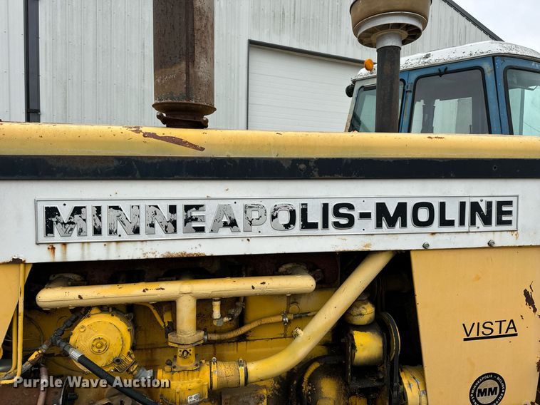 image for item DV1876 Minneapolis-Moline G-1000 Vista tractor