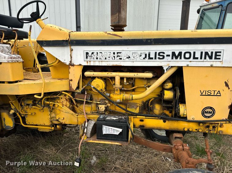 image for item DV1876 Minneapolis-Moline G-1000 Vista tractor