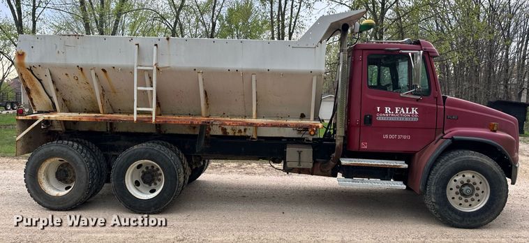 image for item DV1896 1999 Freightliner FL80 applicator truck