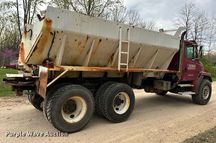 image for item DV1896 1999 Freightliner FL80 applicator truck