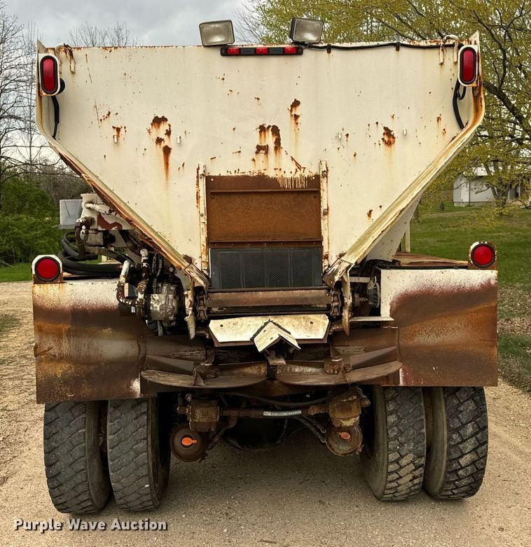 image for item DV1896 1999 Freightliner FL80 applicator truck