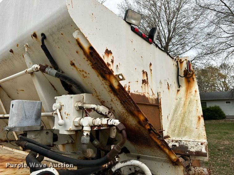 image for item DV1896 1999 Freightliner FL80 applicator truck