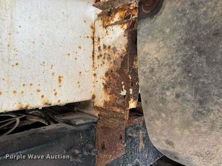 image for item DV1896 1999 Freightliner FL80 applicator truck