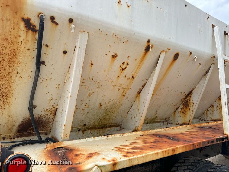 image for item DV1896 1999 Freightliner FL80 applicator truck