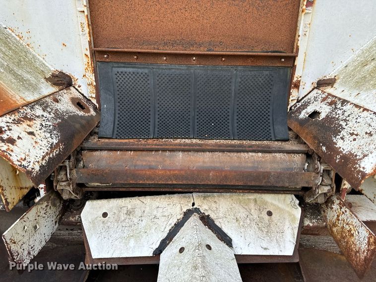 image for item DV1896 1999 Freightliner FL80 applicator truck