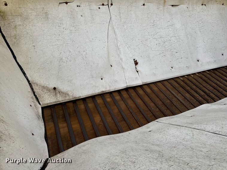 image for item DV1896 1999 Freightliner FL80 applicator truck