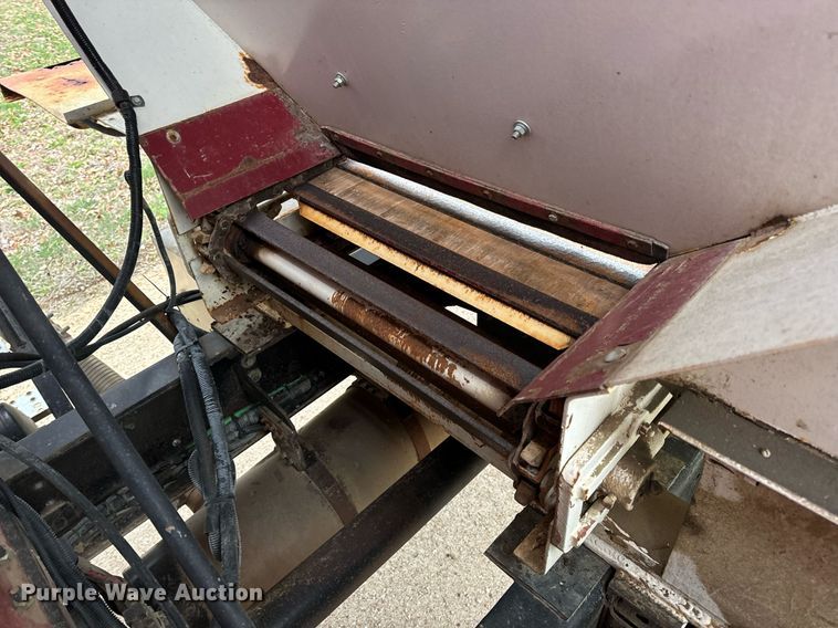 image for item DV1896 1999 Freightliner FL80 applicator truck