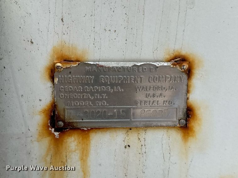 image for item DV1896 1999 Freightliner FL80 applicator truck