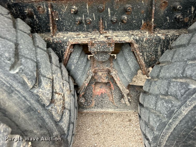 image for item DV1896 1999 Freightliner FL80 applicator truck