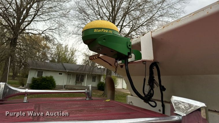 image for item DV1896 1999 Freightliner FL80 applicator truck