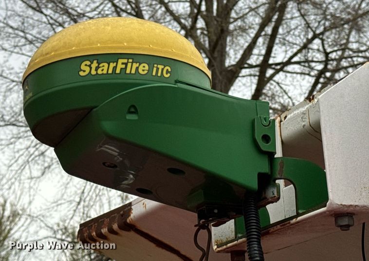 image for item DV1896 1999 Freightliner FL80 applicator truck