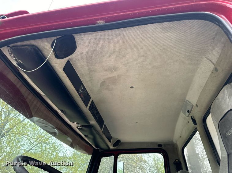 image for item DV1896 1999 Freightliner FL80 applicator truck