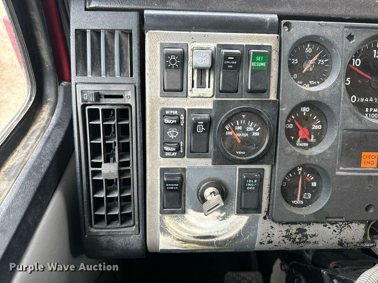 image for item DV1896 1999 Freightliner FL80 applicator truck