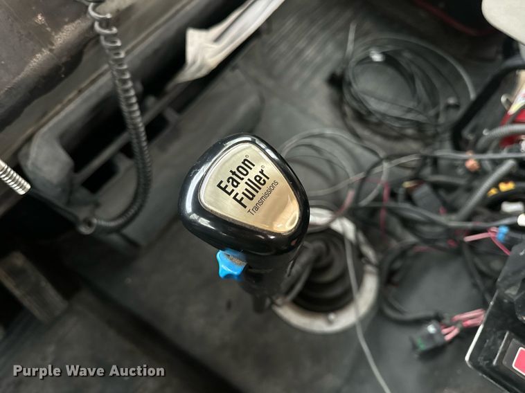 image for item DV1896 1999 Freightliner FL80 applicator truck