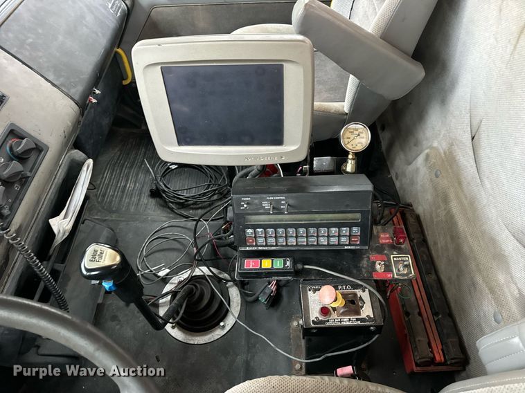 image for item DV1896 1999 Freightliner FL80 applicator truck