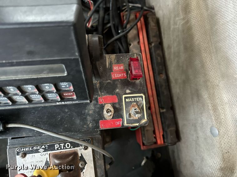 image for item DV1896 1999 Freightliner FL80 applicator truck