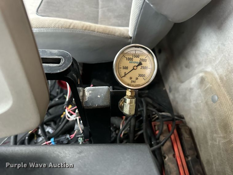 image for item DV1896 1999 Freightliner FL80 applicator truck