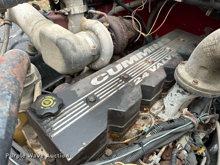 image for item DV1896 1999 Freightliner FL80 applicator truck