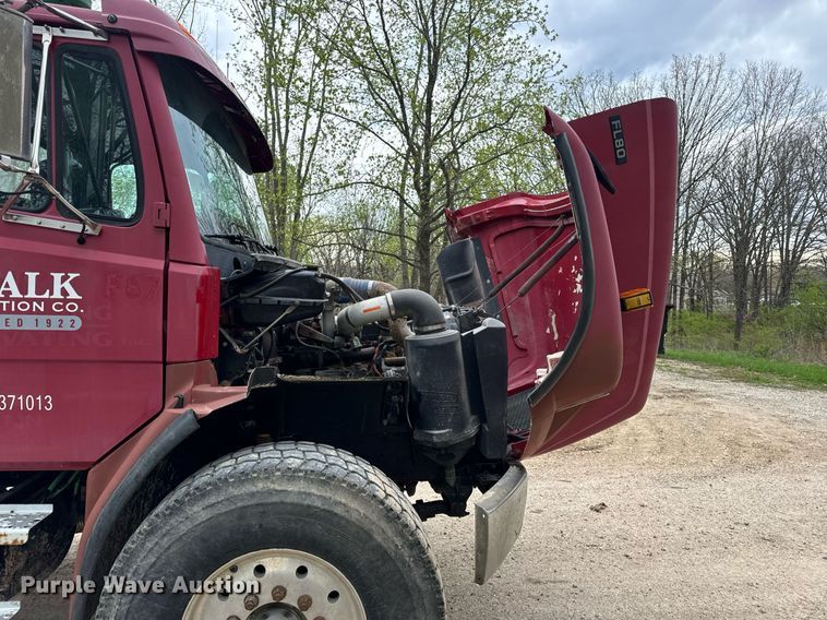 image for item DV1896 1999 Freightliner FL80 applicator truck