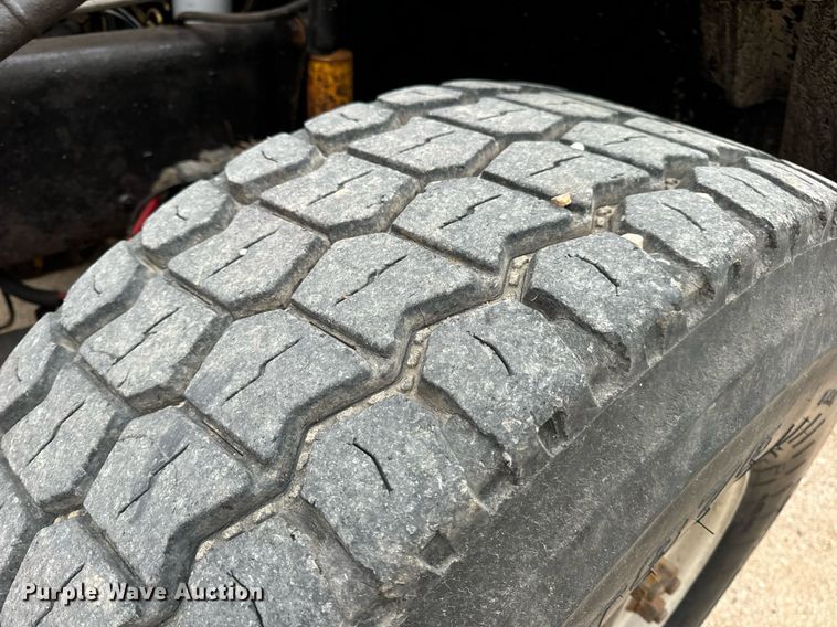 image for item DV1896 1999 Freightliner FL80 applicator truck