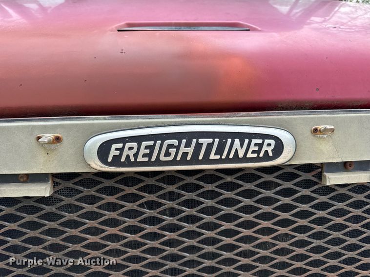 image for item DV1896 1999 Freightliner FL80 applicator truck