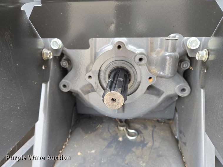 image for item DW8525 2022 Kubota M5-091D MFWD tractor