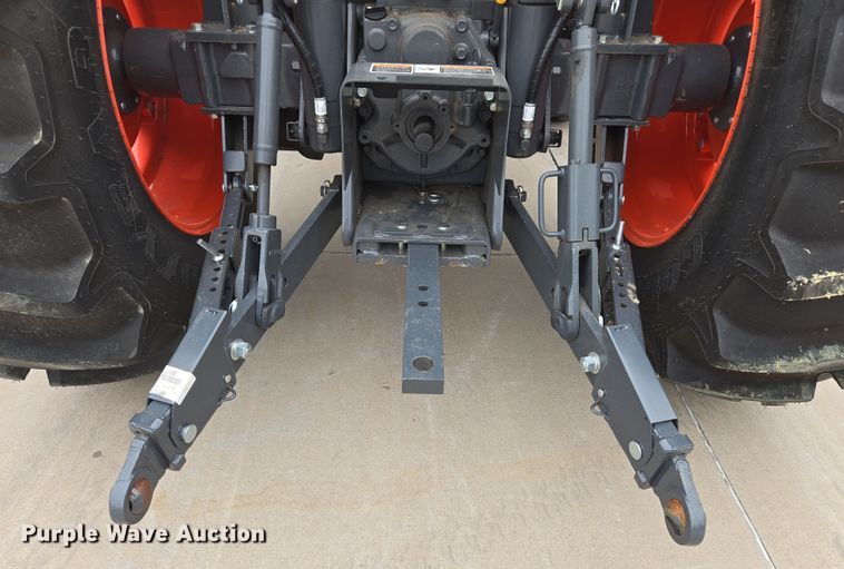 image for item DW8525 2022 Kubota M5-091D MFWD tractor