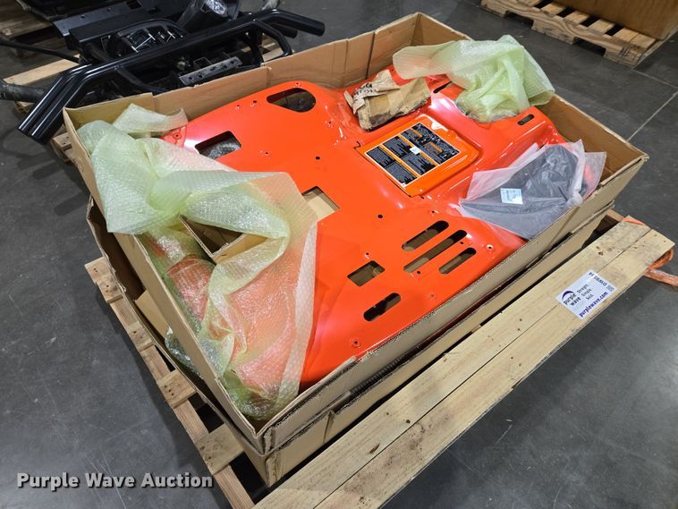 image for item DW8534 (2) Kubota F80 fender kits