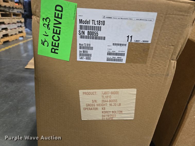 image for item DW8536 Kubota tractor parts