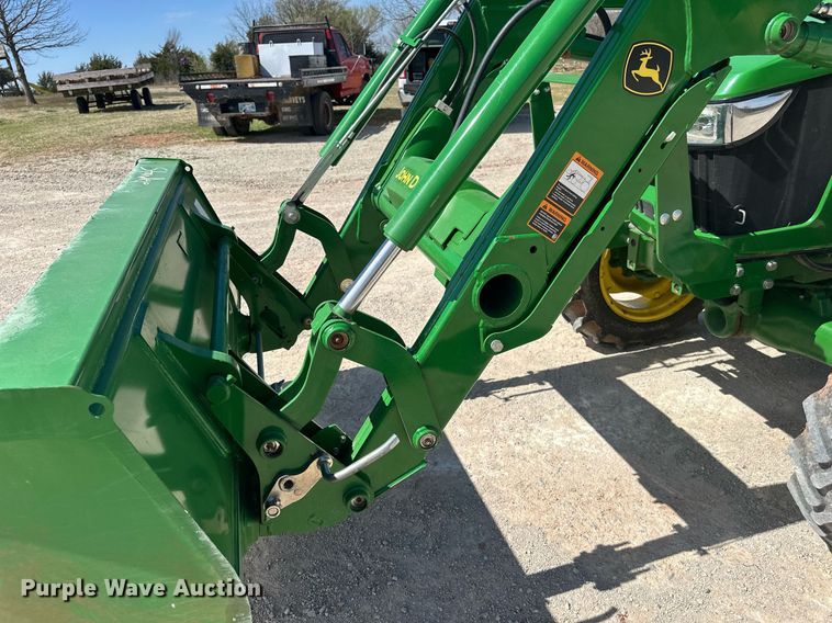 image for item DW8640 2022 John Deere 5065E MFWD tractor