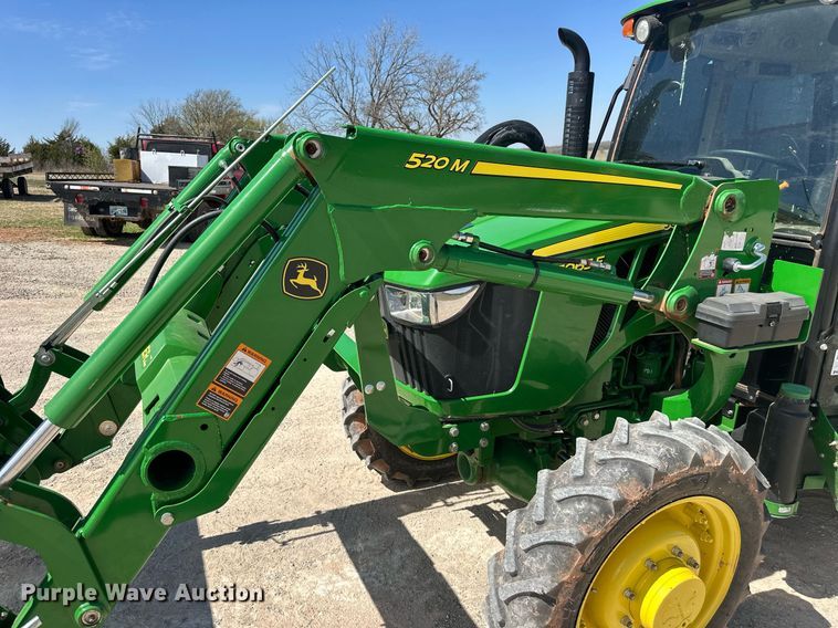 image for item DW8640 2022 John Deere 5065E MFWD tractor