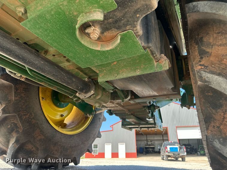 image for item DW8640 2022 John Deere 5065E MFWD tractor