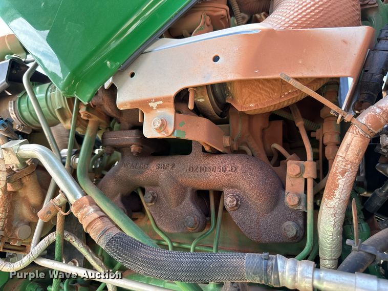 image for item DW8640 2022 John Deere 5065E MFWD tractor