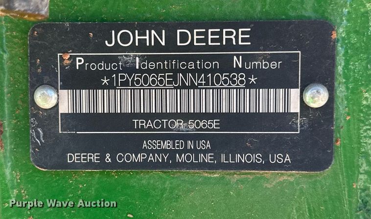 image for item DW8640 2022 John Deere 5065E MFWD tractor