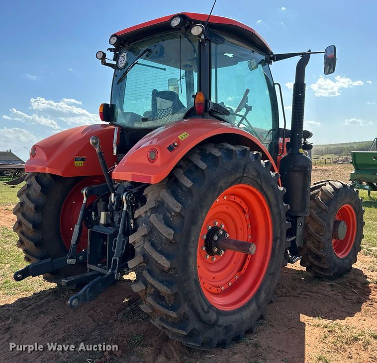 image for item DW8641 2019 Kubota M7-131 MFWD tractor