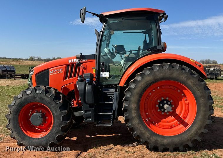image for item DW8641 2019 Kubota M7-131 MFWD tractor