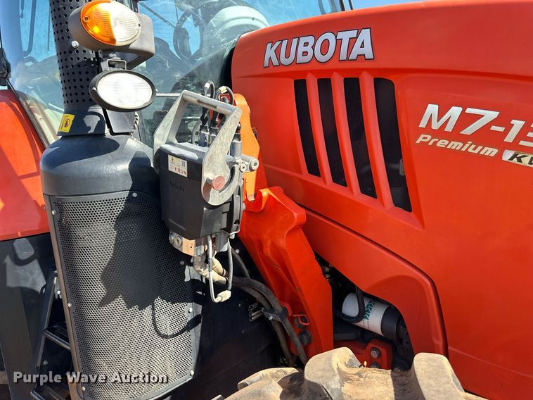 image for item DW8641 2019 Kubota M7-131 MFWD tractor