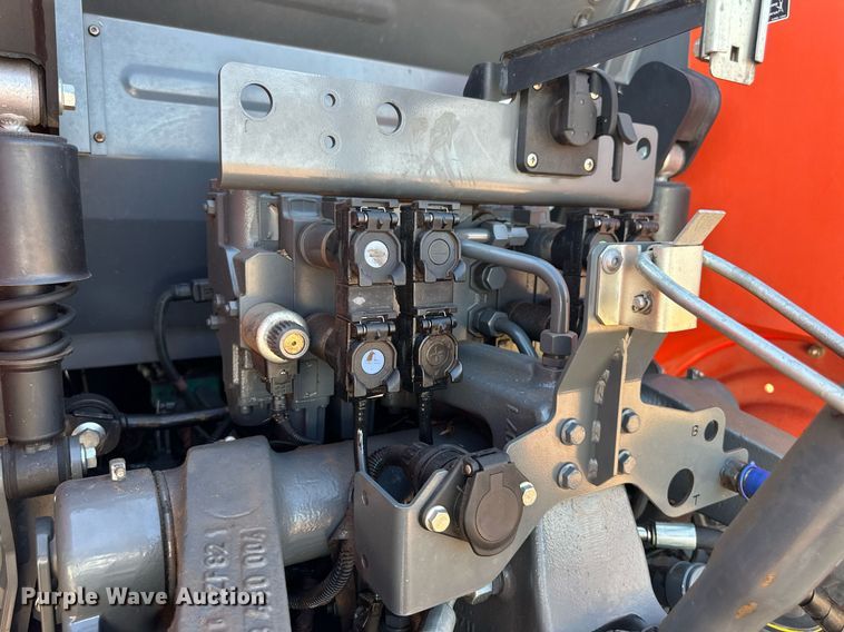 image for item DW8641 2019 Kubota M7-131 MFWD tractor