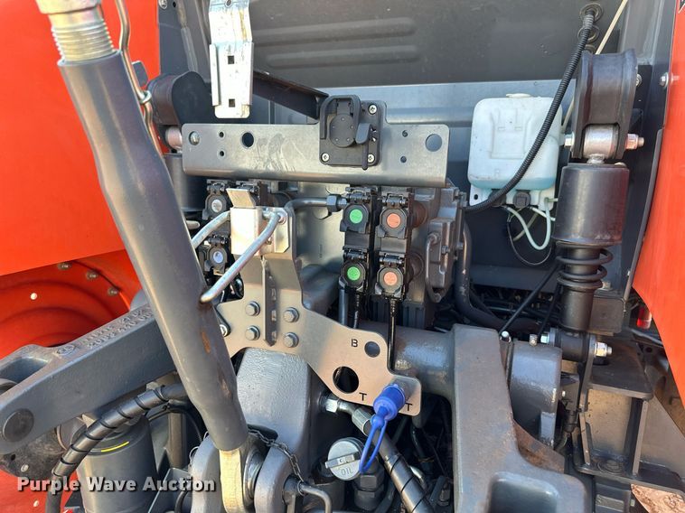 image for item DW8641 2019 Kubota M7-131 MFWD tractor