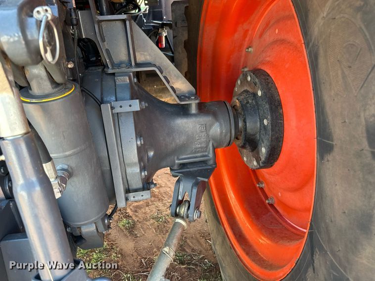 image for item DW8641 2019 Kubota M7-131 MFWD tractor