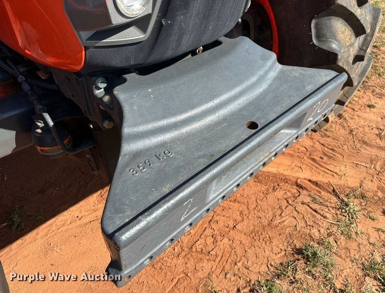 image for item DW8641 2019 Kubota M7-131 MFWD tractor